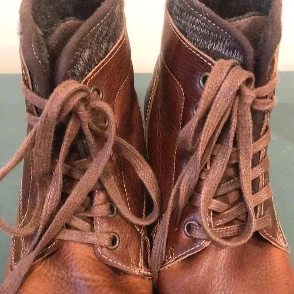 Bull Boxer Carmen leather lace up boots with block heel. - Picture 3 of 11